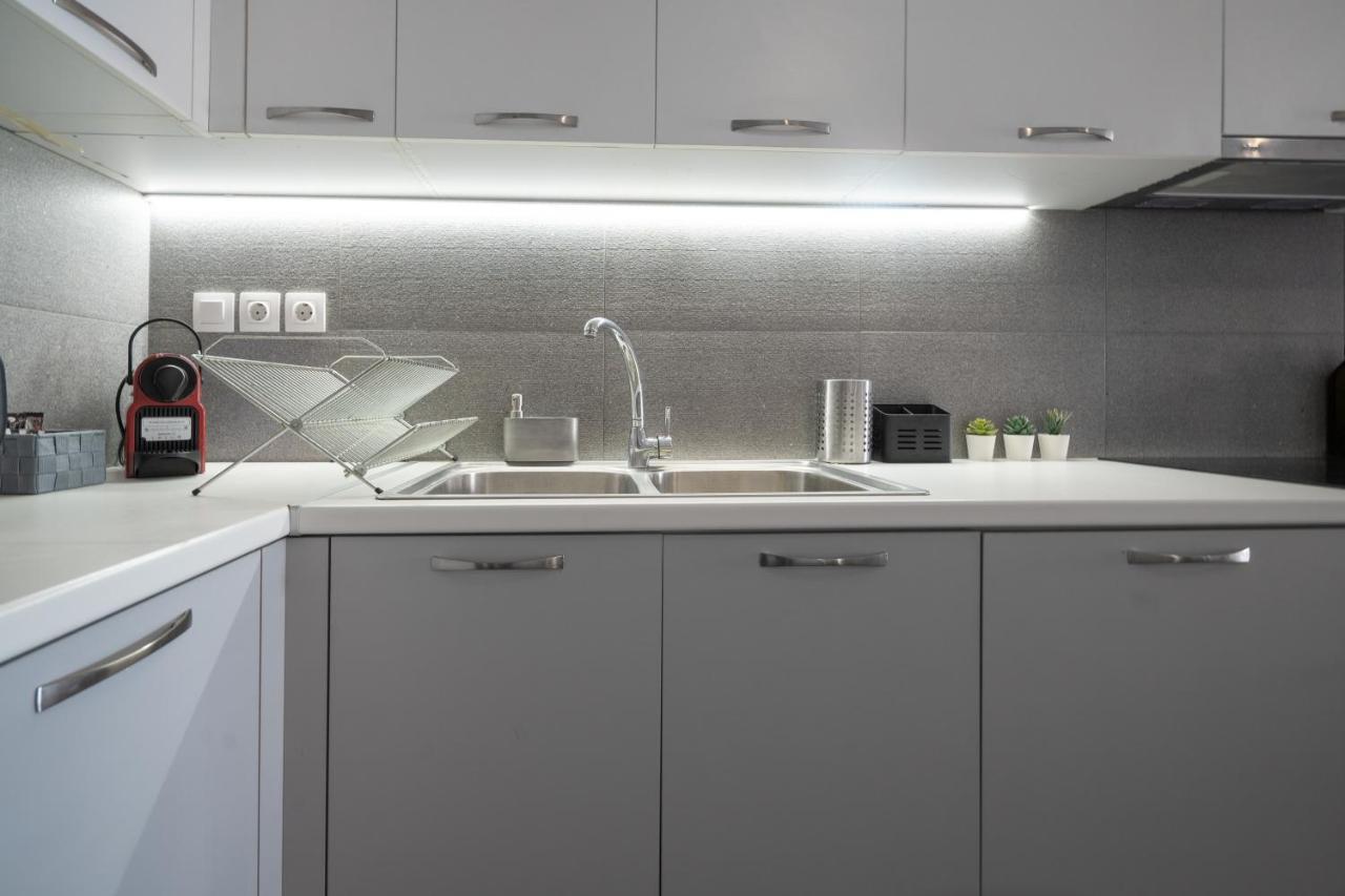 Exclusive Apartment In The Heart Of Афіни Екстер'єр фото