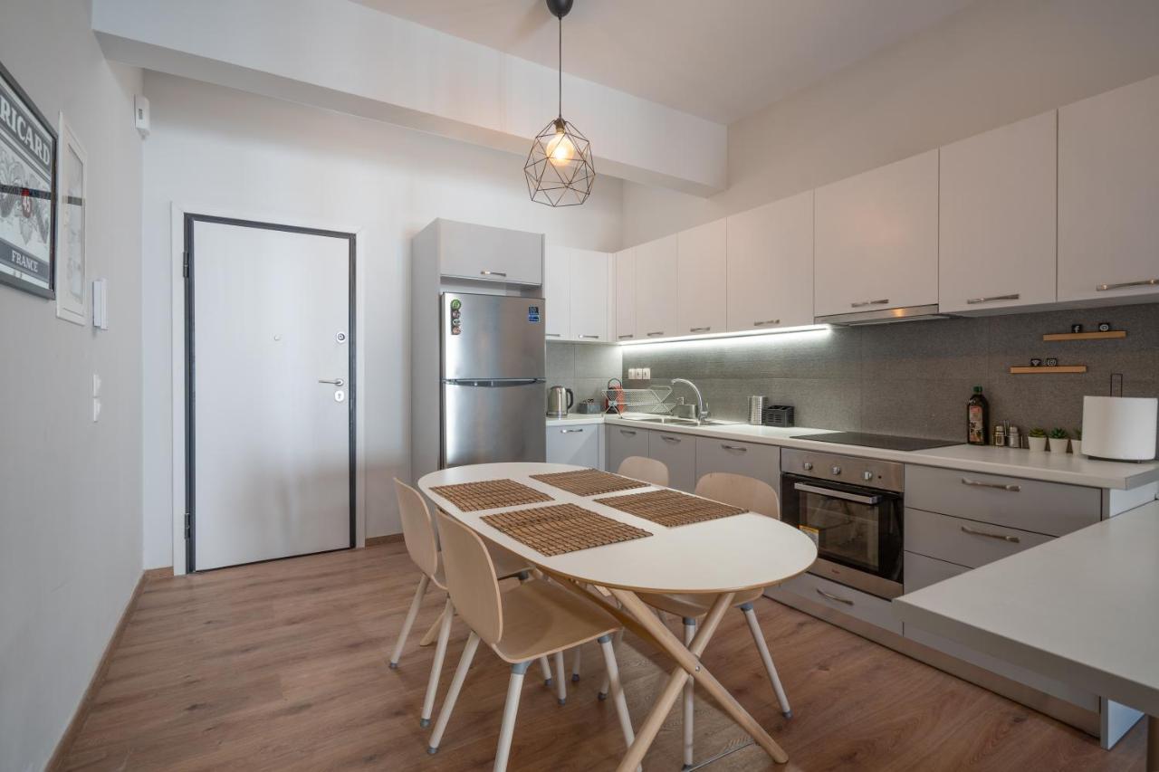 Exclusive Apartment In The Heart Of Афіни Екстер'єр фото